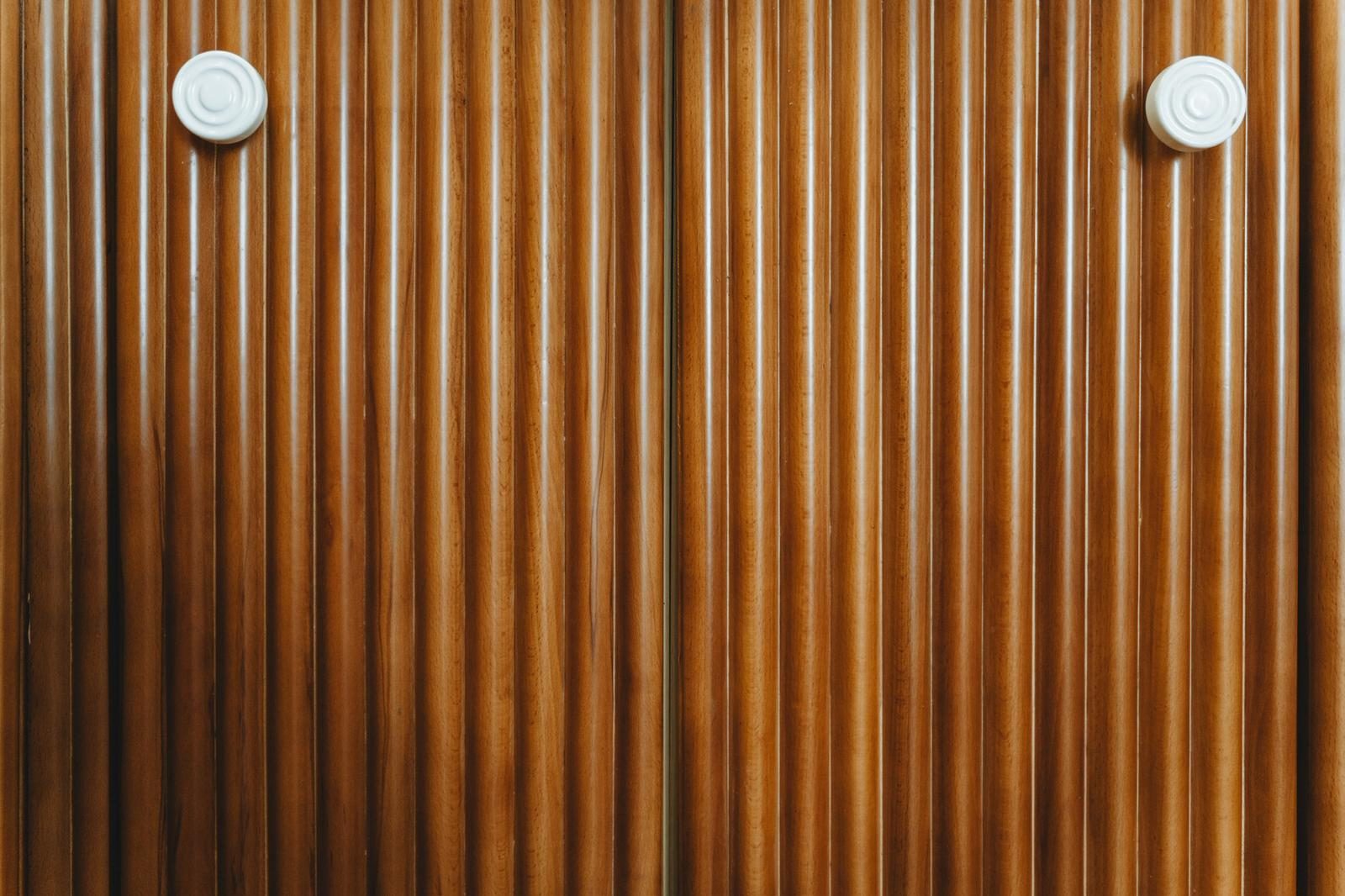 Fluted wood